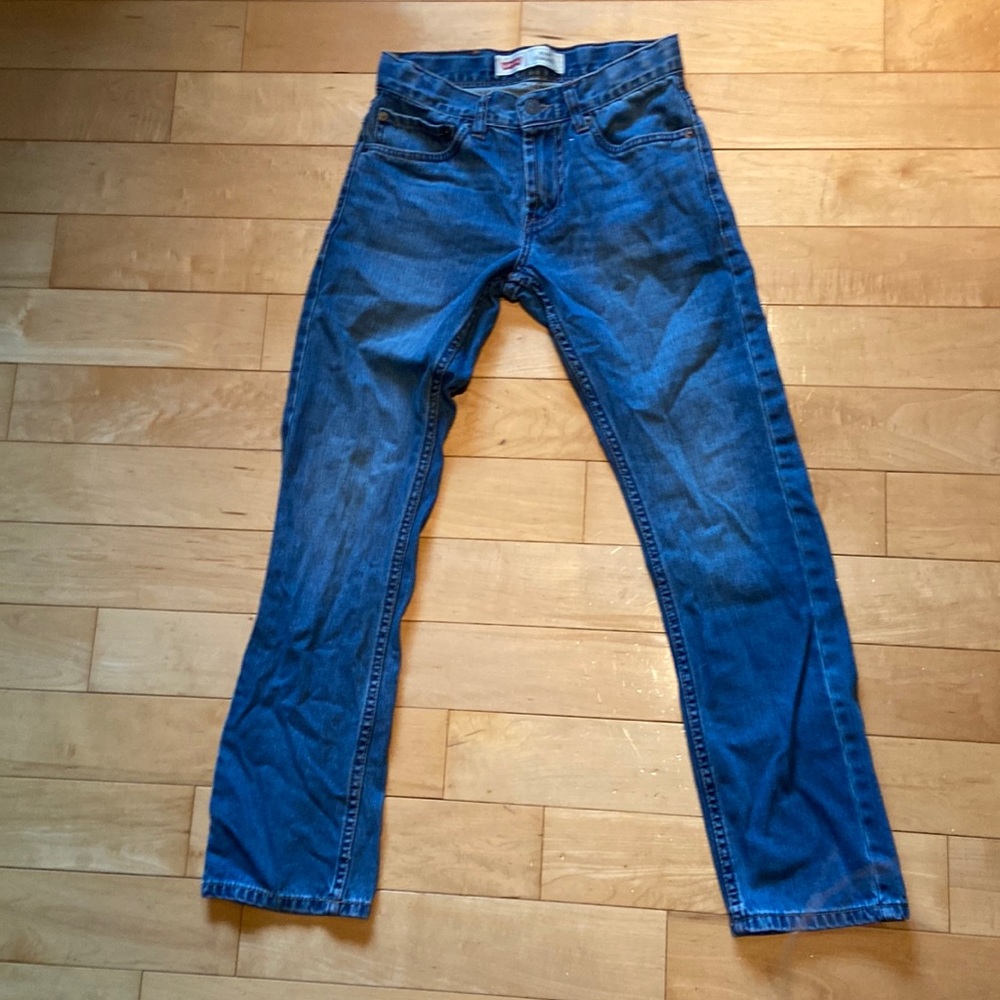 Levis dark wash jeans
